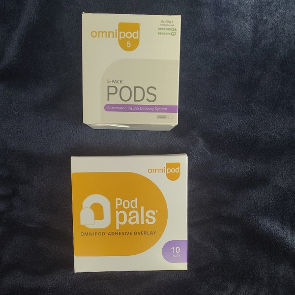 Omnipod Pods and Pod Pals Pack - Picture 1 of 7